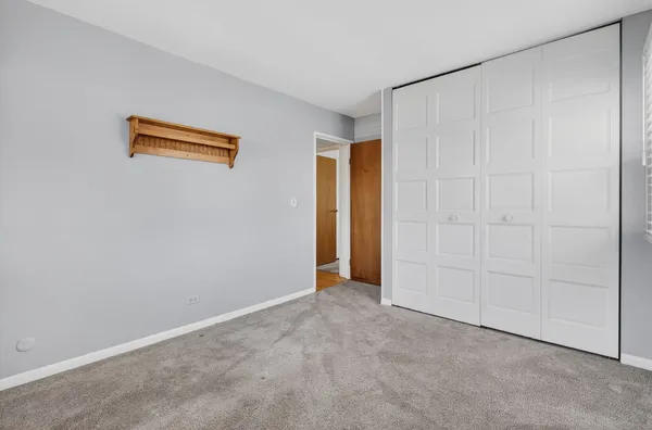 $409,990 | 6 Charlestown Court, Bolingbrook, IL 60440