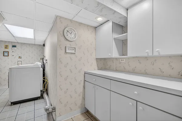 $409,990 | 6 Charlestown Court, Bolingbrook, IL 60440