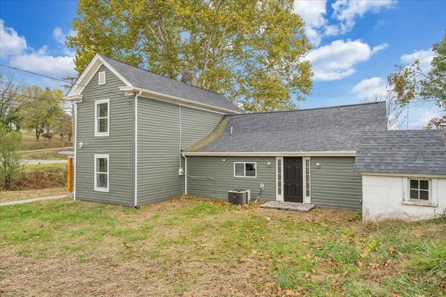 $499,999 | 4569 Jordantown Road, Vinton, VA 24179