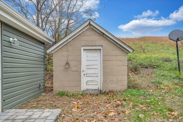 $499,999 | 4569 Jordantown Road, Vinton, VA 24179