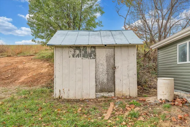 $499,999 | 4569 Jordantown Road, Vinton, VA 24179