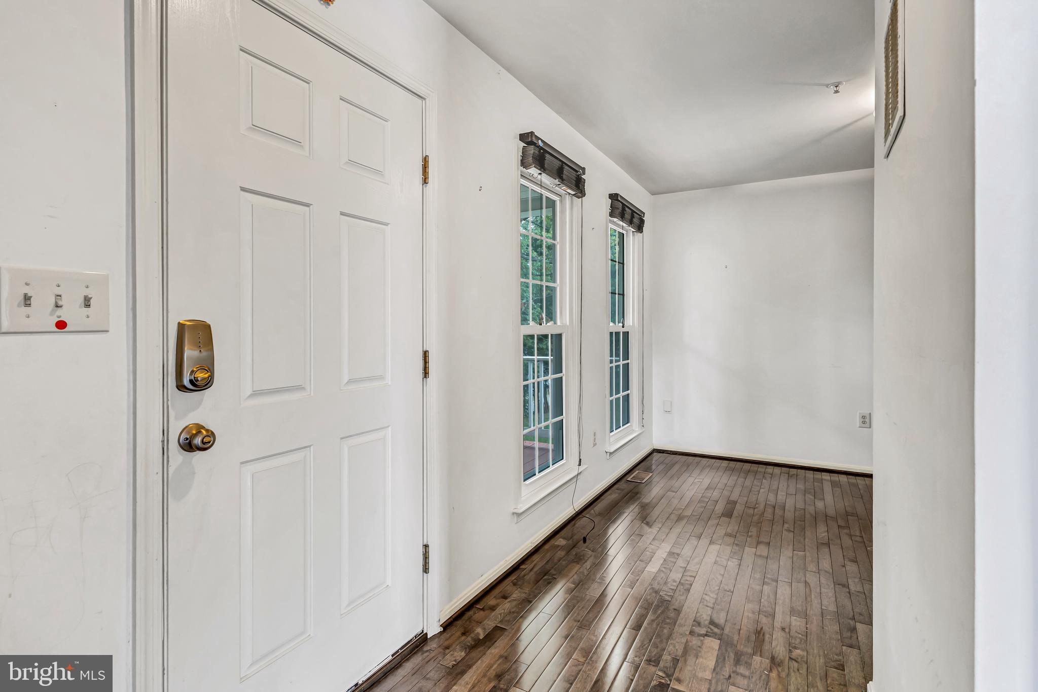 7 Ridge Road Southeast Washington, DC 20019 - Photo 2 of 41