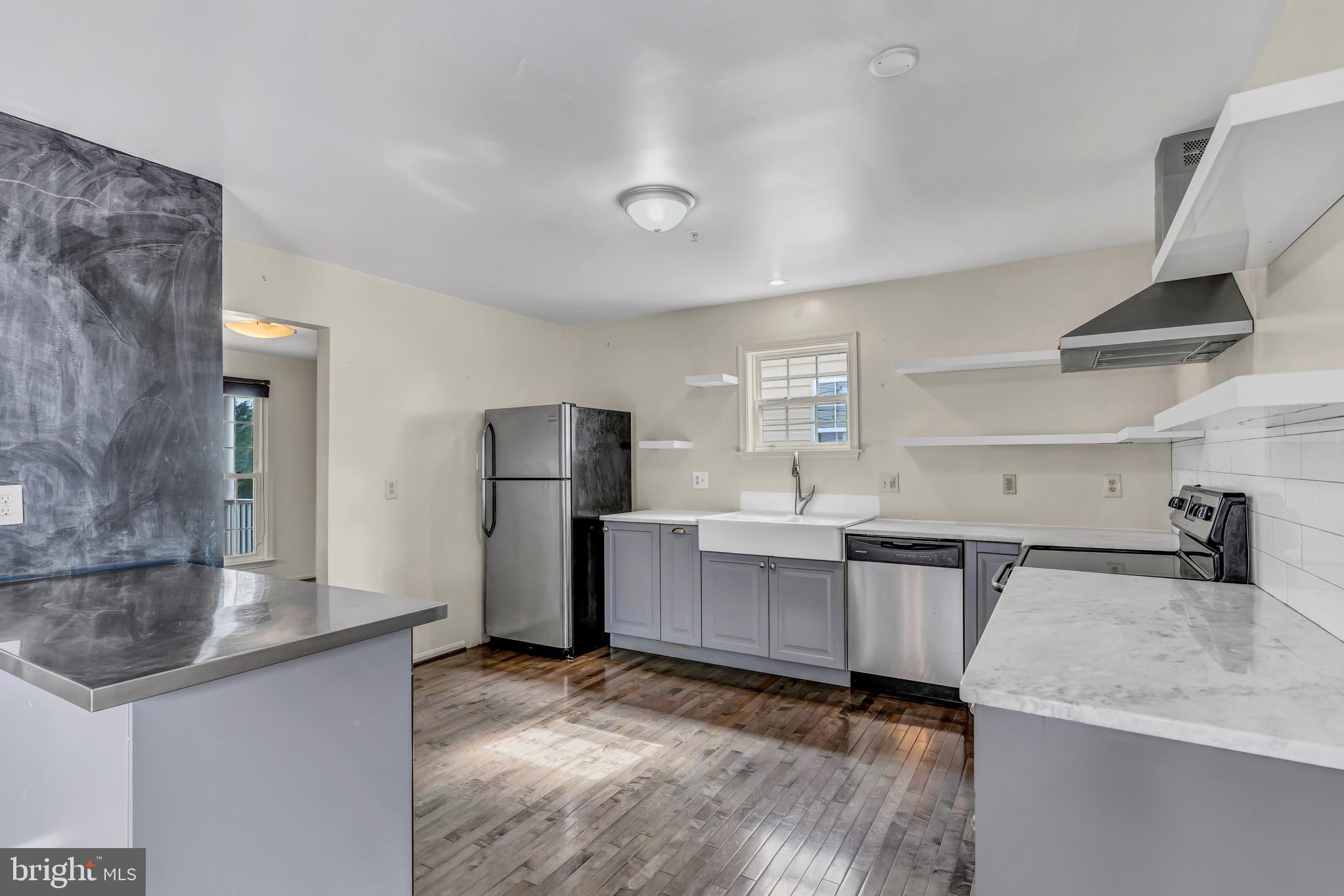 7 Ridge Road Southeast Washington, DC 20019 - Photo 11 of 41
