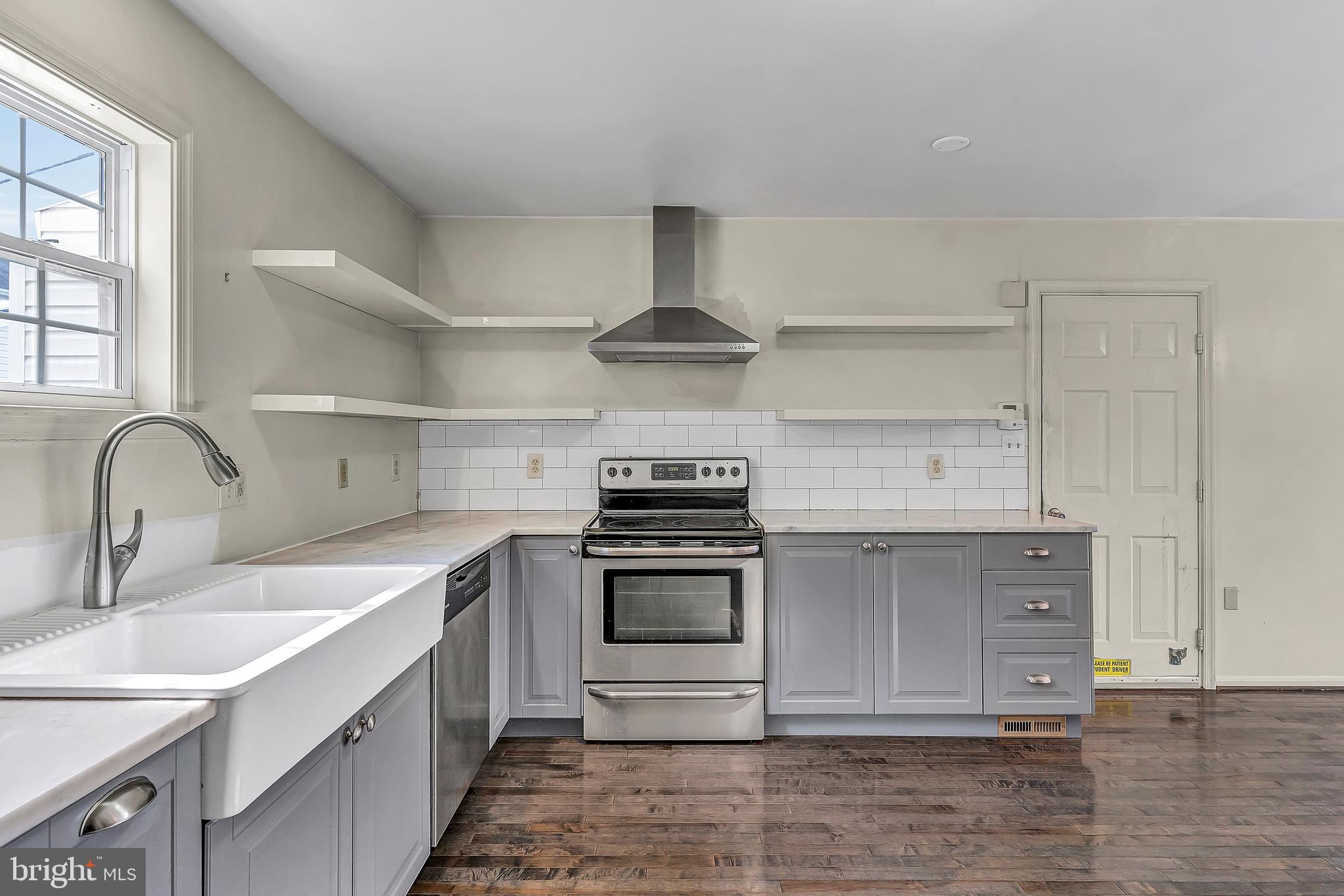 7 Ridge Road Southeast Washington, DC 20019 - Photo 13 of 41