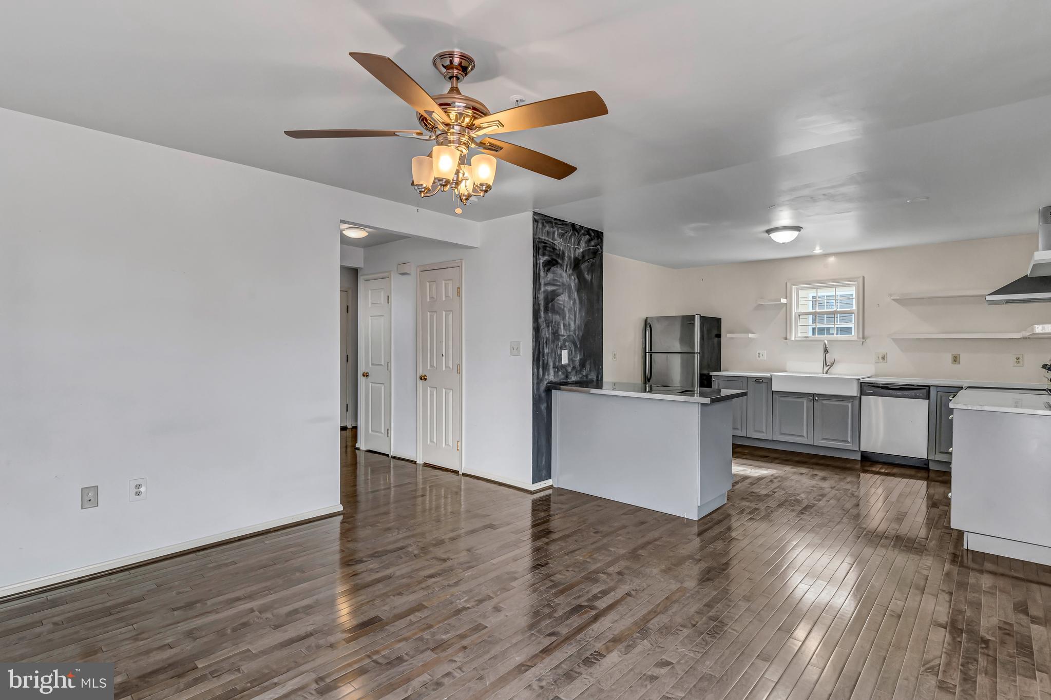7 Ridge Road Southeast Washington, DC 20019 - Photo 15 of 41