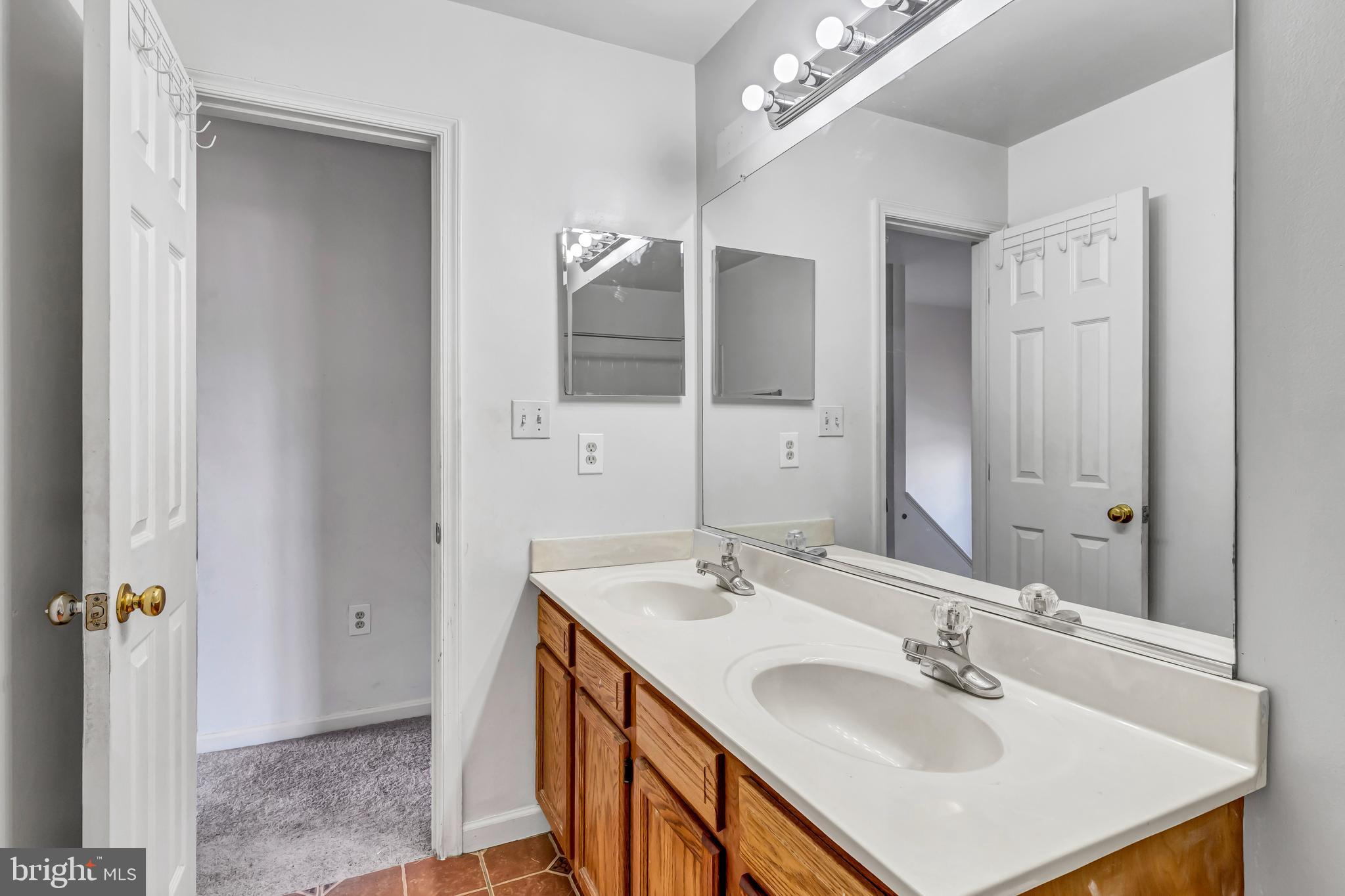 7 Ridge Road Southeast Washington, DC 20019 - Photo 32 of 41