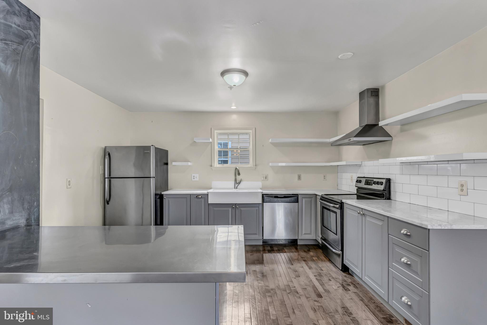 7 Ridge Road Southeast Washington, DC 20019 - Photo 9 of 41