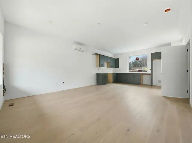 $277,500 | 2604 Sevier Avenue, Unit 101, Knoxville, TN 37920