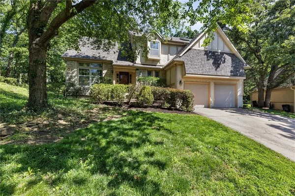$450,000 | 14350 West 81st Place, Lenexa, KS 66215