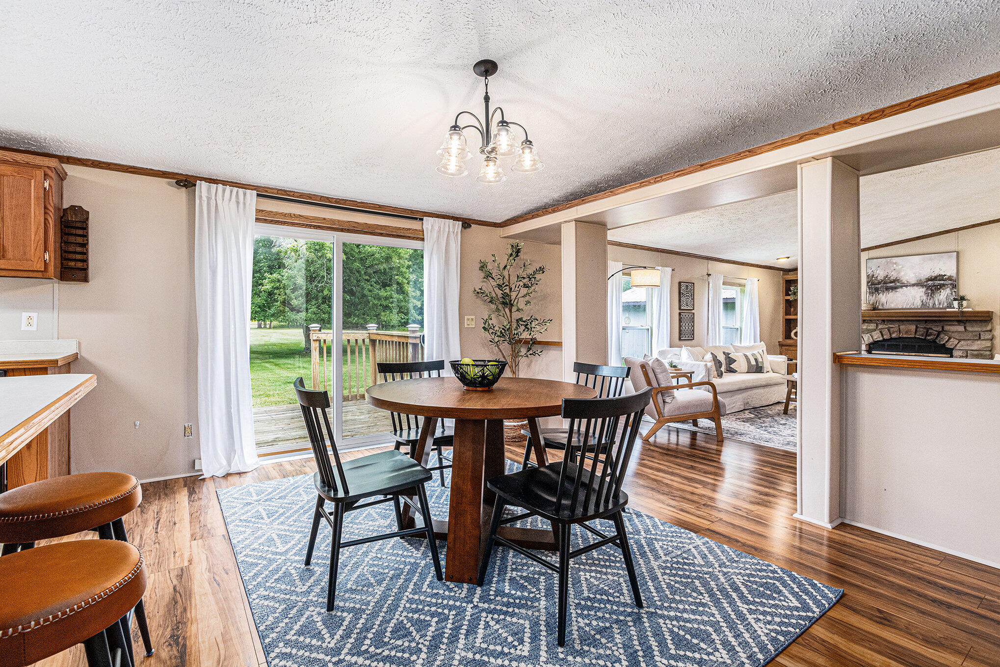 4259 John Goff Road Watervliet, MI 49098 - Photo 16 of 44 Dining Room