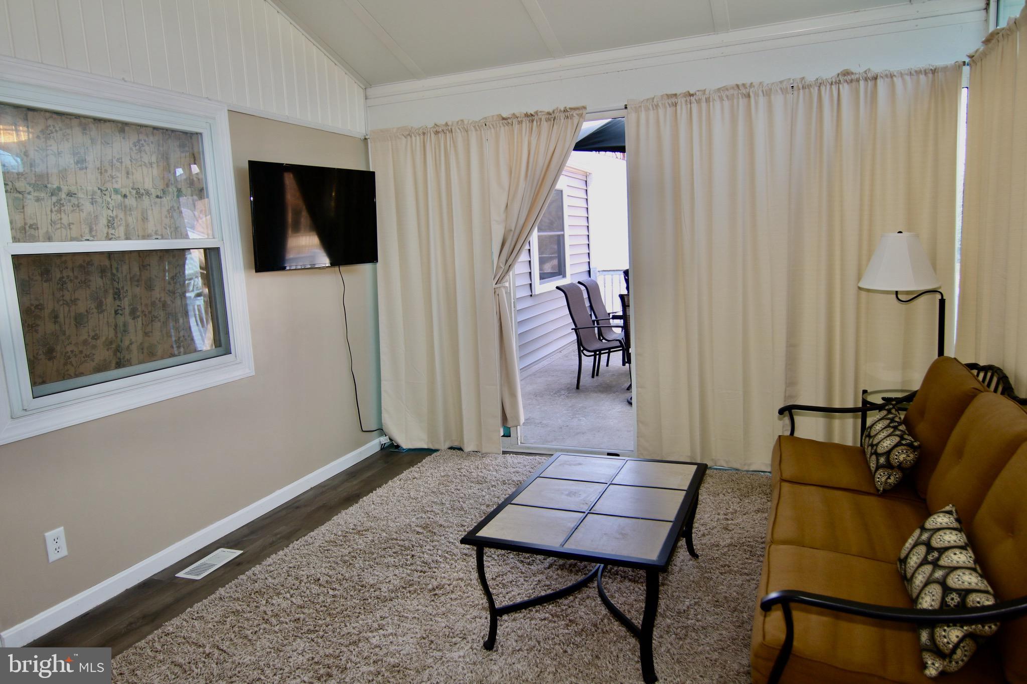 8310 Risha Drive Severn, MD 21144 - Photo 13 of 48 Large Florida/Sunroom