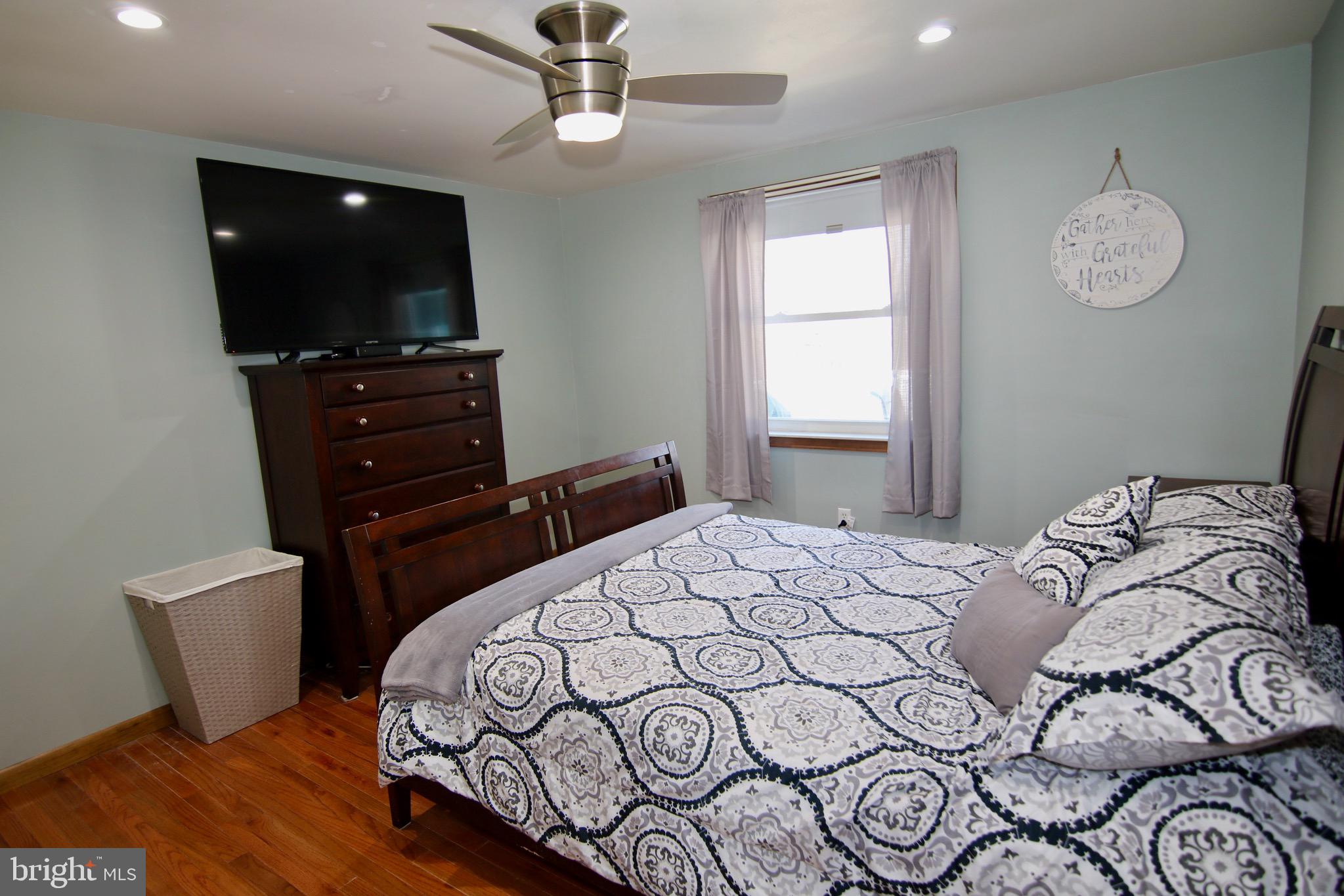 8310 Risha Drive Severn, MD 21144 - Photo 17 of 48 Primary Bedroom