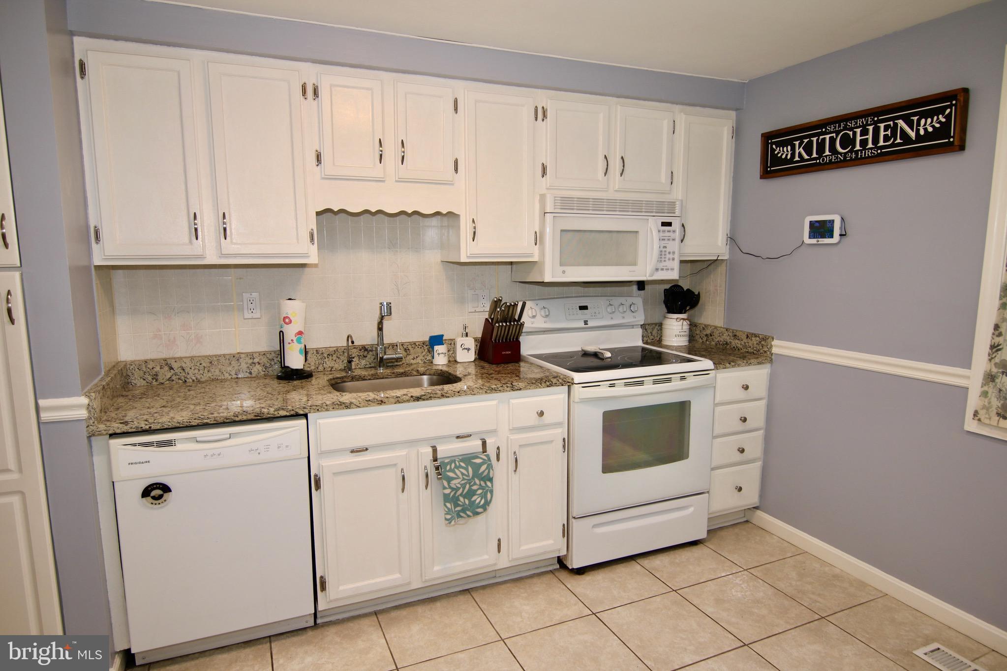8310 Risha Drive Severn, MD 21144 - Photo 7 of 48 Updated eat-in Kitchen