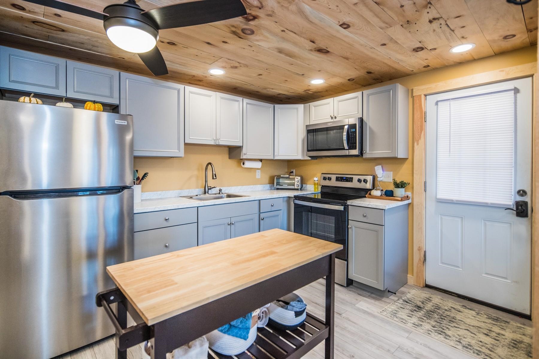 4347 Rte 30 North Castleton, VT 05732 - Photo 24 of 35