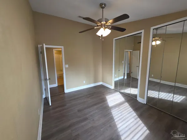 $179,000 | 2201 Scenic Highway, Unit H5, Pensacola, FL 32503