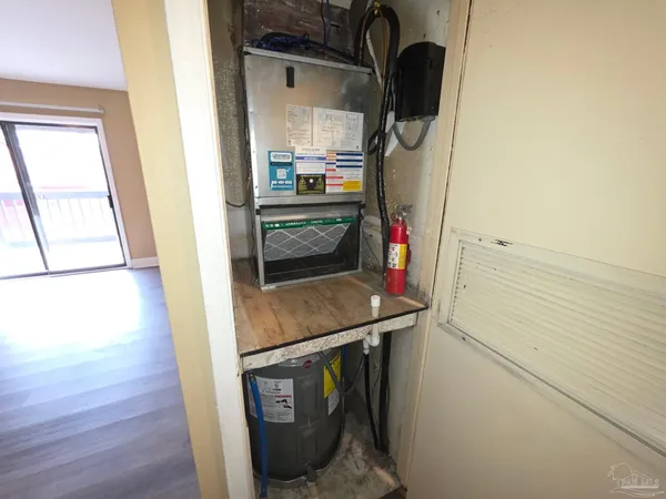 $179,000 | 2201 Scenic Highway, Unit H5, Pensacola, FL 32503