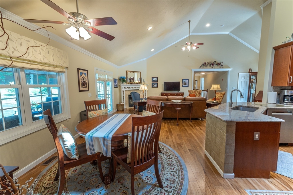 383 Mashapaug Road Holland, MA 01521 - Photo 5 of 42 Gallery Image 5