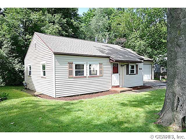 968 Whitlock Road Irondequoit, NY 14609 - Photo 1 of 1 Exterior Front