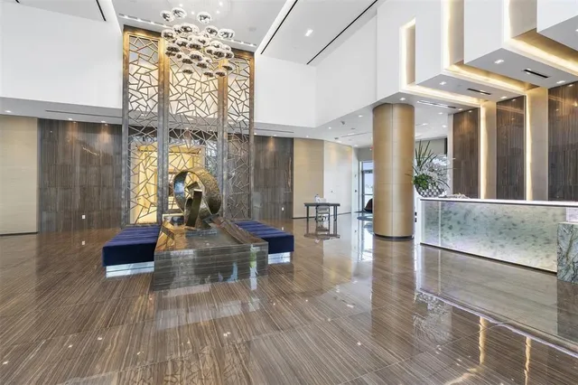 $1,600,000 | 17301 Biscayne Boulevard, Unit 1011, North Miami Beach, FL 33160