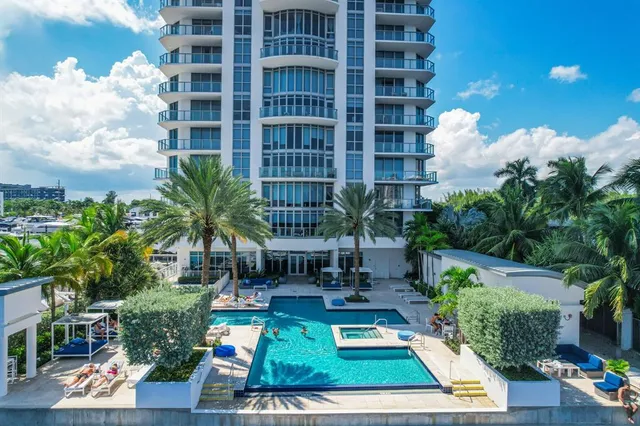 $1,600,000 | 17301 Biscayne Boulevard, Unit 1011, North Miami Beach, FL 33160