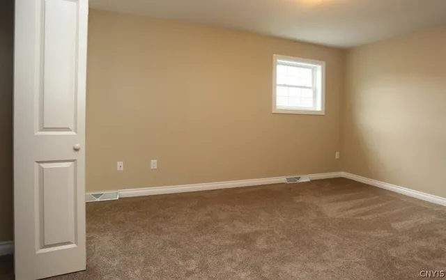 $1,910 | 105 Pheasants Run, Kirkland, NY 13323