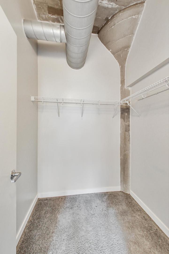 1069 West 14th Place, Unit 310 Chicago, IL 60608 - Photo 13 of 25 a view of a small space