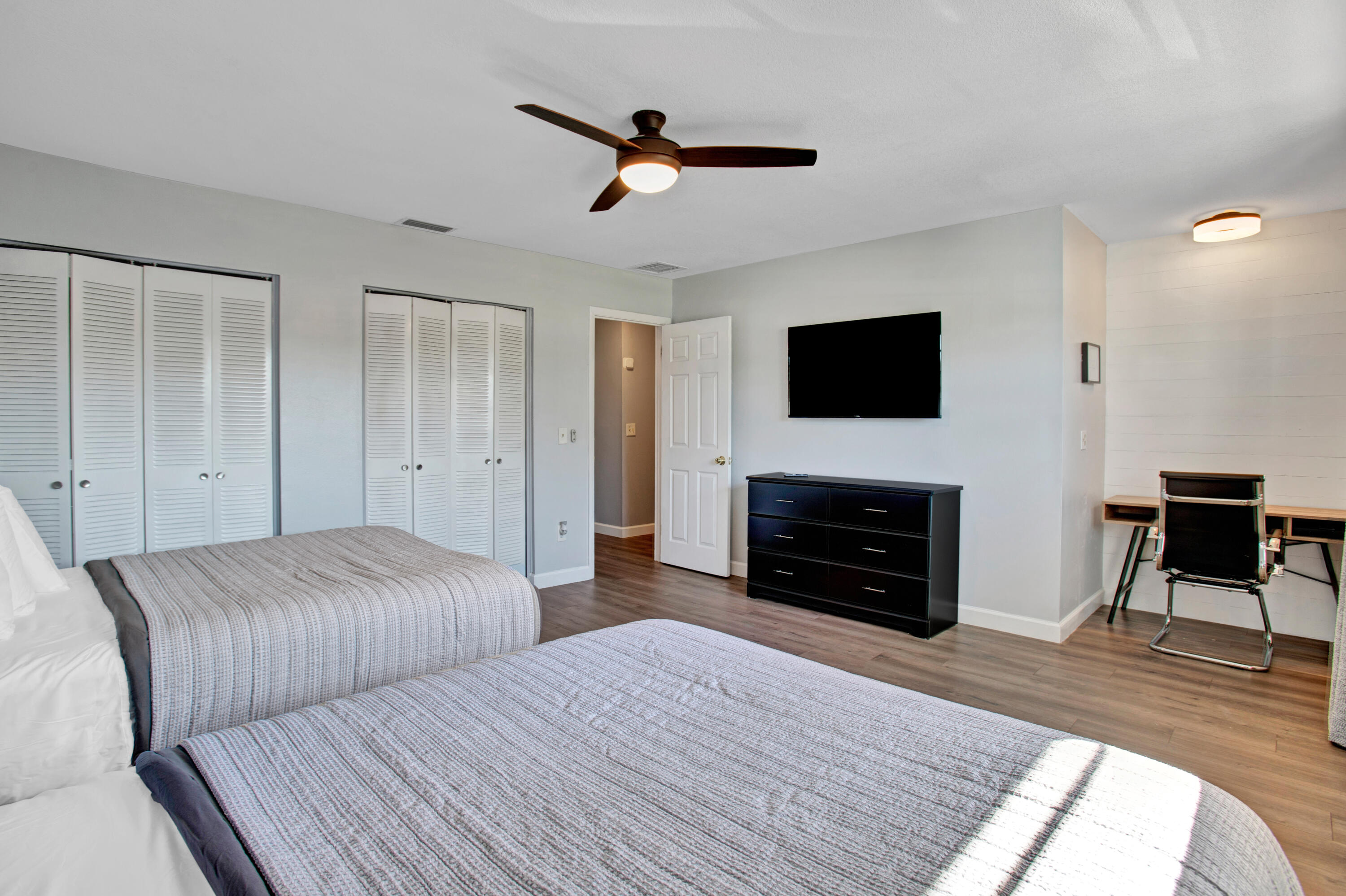 429 Silver Beach Road Lake Park, FL 33403 - Photo 15 of 17 IMG_8246