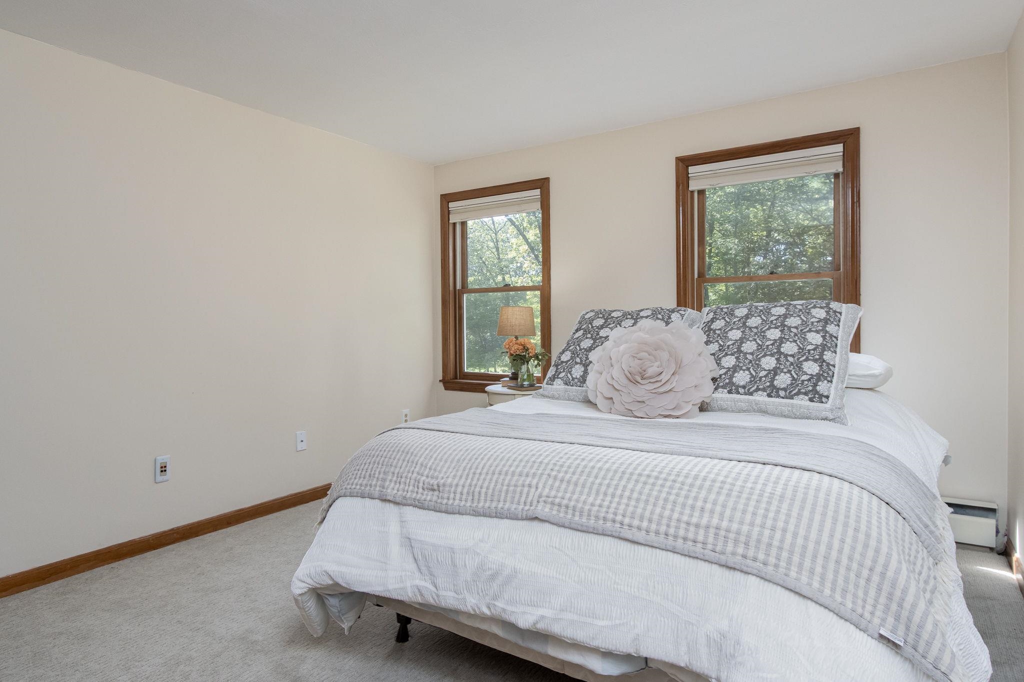 16 Montgomery Farm Road Derry, NH 03038 - Photo 33 of 47