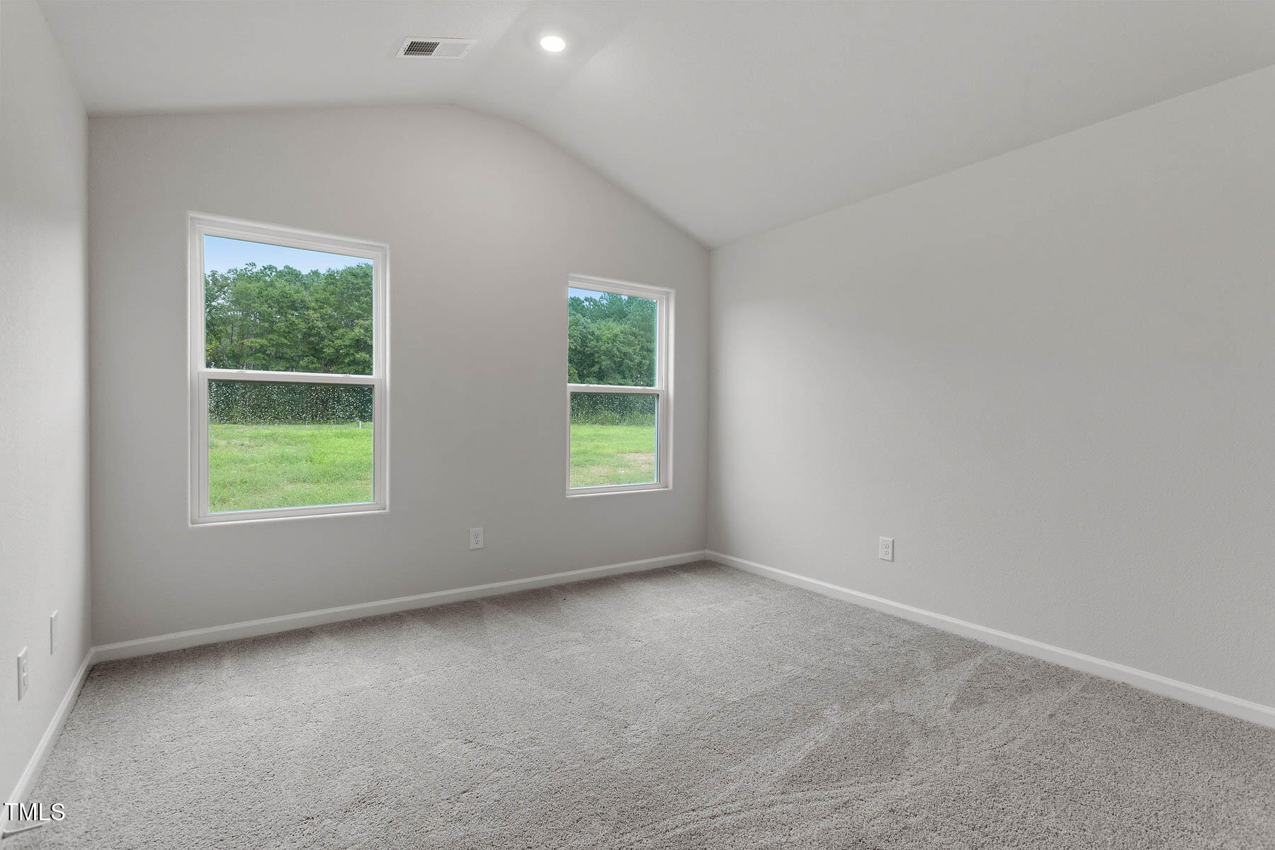 9080 Ava Drive Bailey, NC 27807 - Photo 12 of 20 an empty room with windows