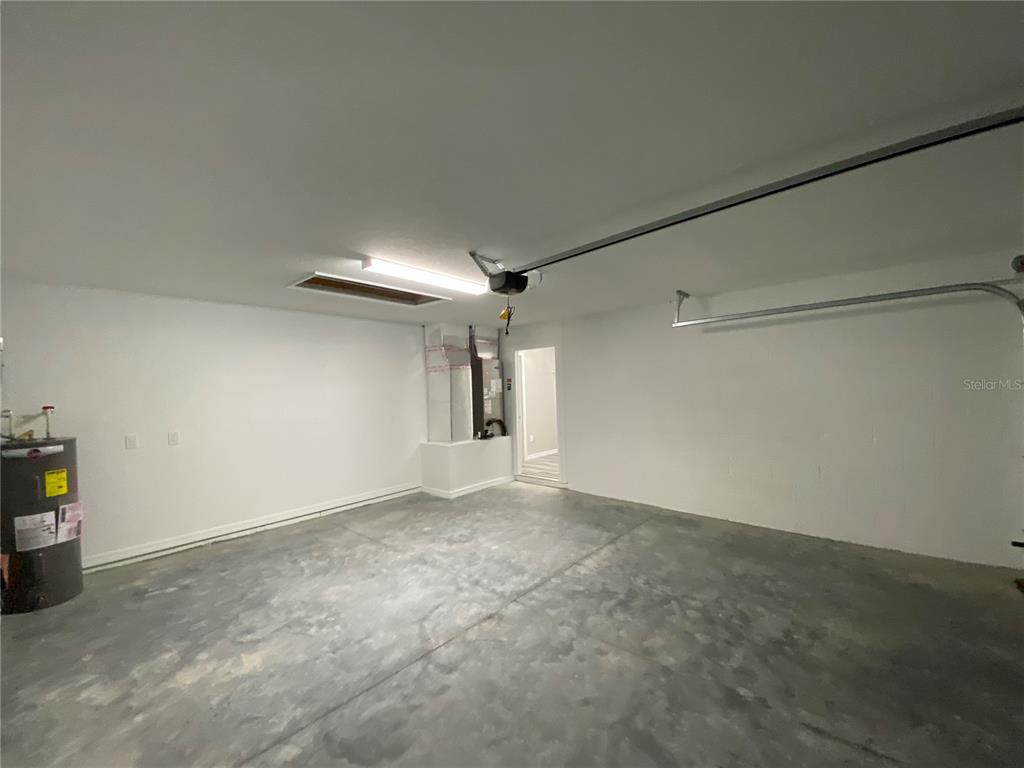 15945 Southwest 57th Terrace Road Ocala, FL 34473 - Photo 23 of 24 a view of an empty room