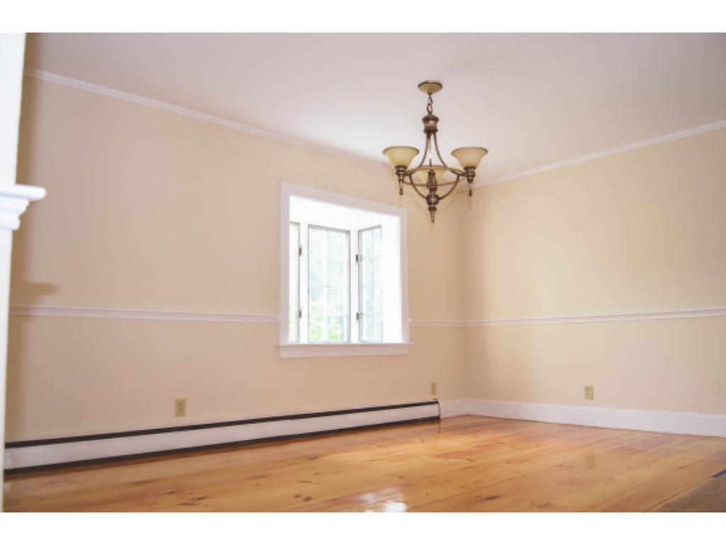 5 Hawthorne Road Dover, NH 03820 - Photo 11 of 36 Gallery Image 11