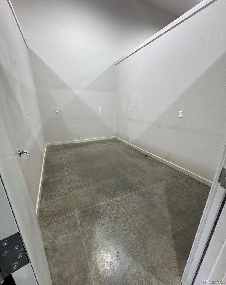 8648 Lake Davis Road Pueblo, CO 81005 - Photo 40 of 50 an empty room with a empty space