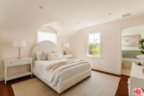 $3,895,000 | 251 Tavistock Avenue, Los Angeles, CA 90049