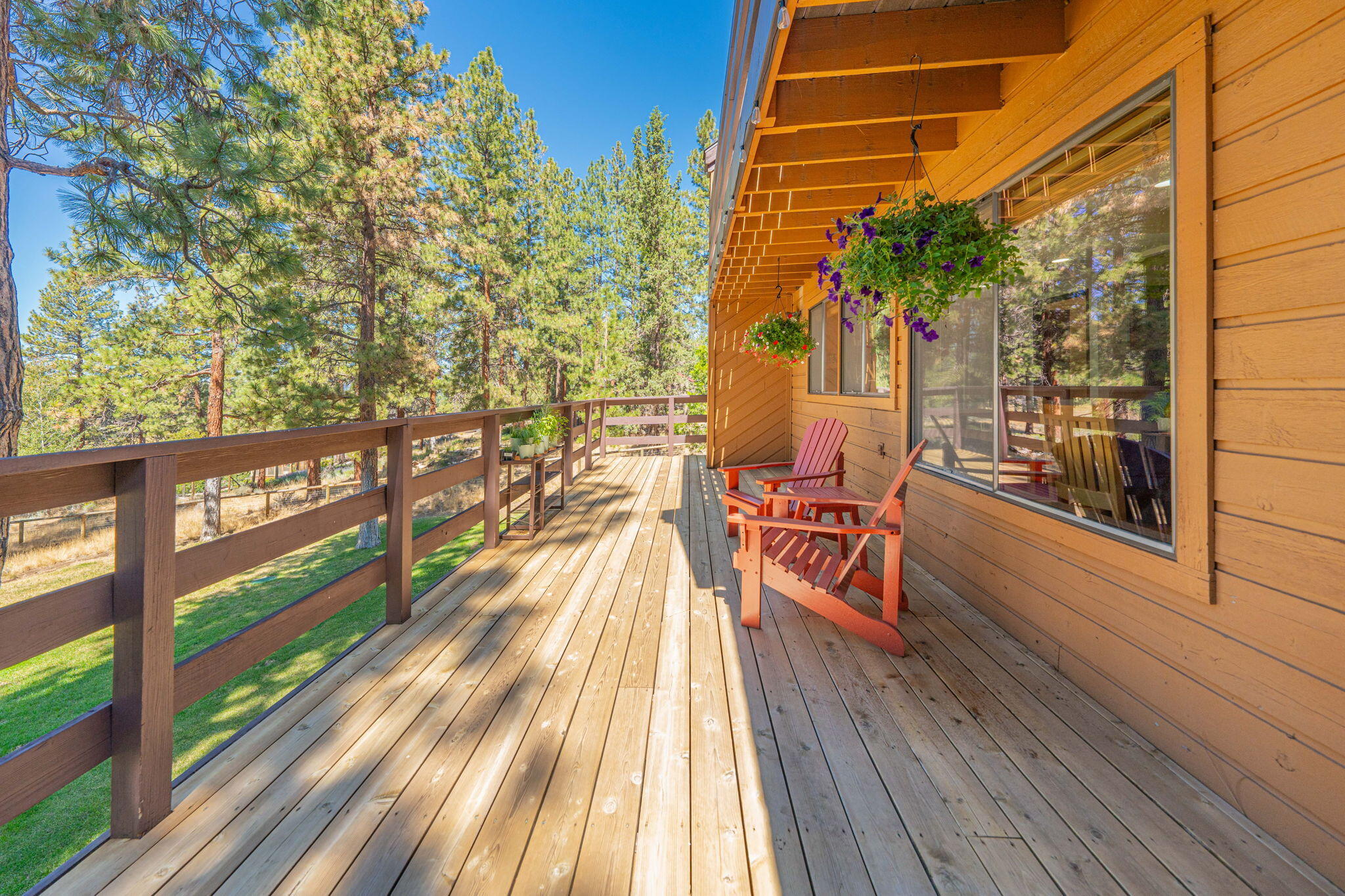 69777 Pine Ridge Road Sisters, OR 97759 - Photo 55 of 73 19-web-or-mls-Riley_Visuals-19
