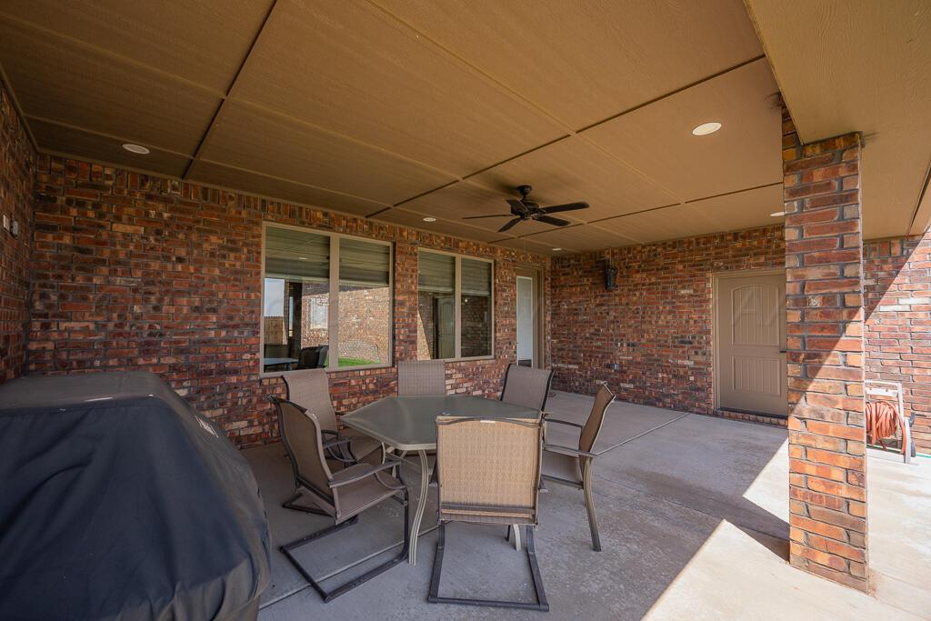 13621 Silverpointe Road Amarillo, TX 79124 - Photo 34 of 41 Back Patio