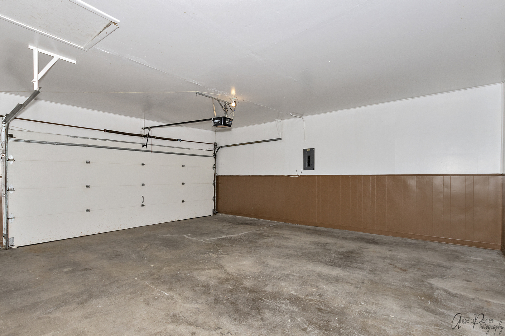 280 Westmere Road Des Plaines, IL 60016 - Photo 21 of 27 a view of an empty room