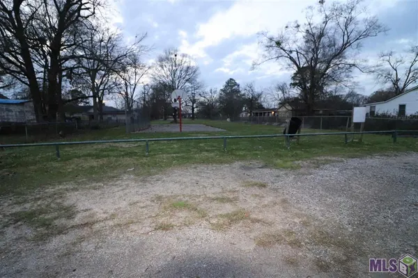 $1,200 | 2654 Sheldon Drive, Baton Rouge, LA 70805