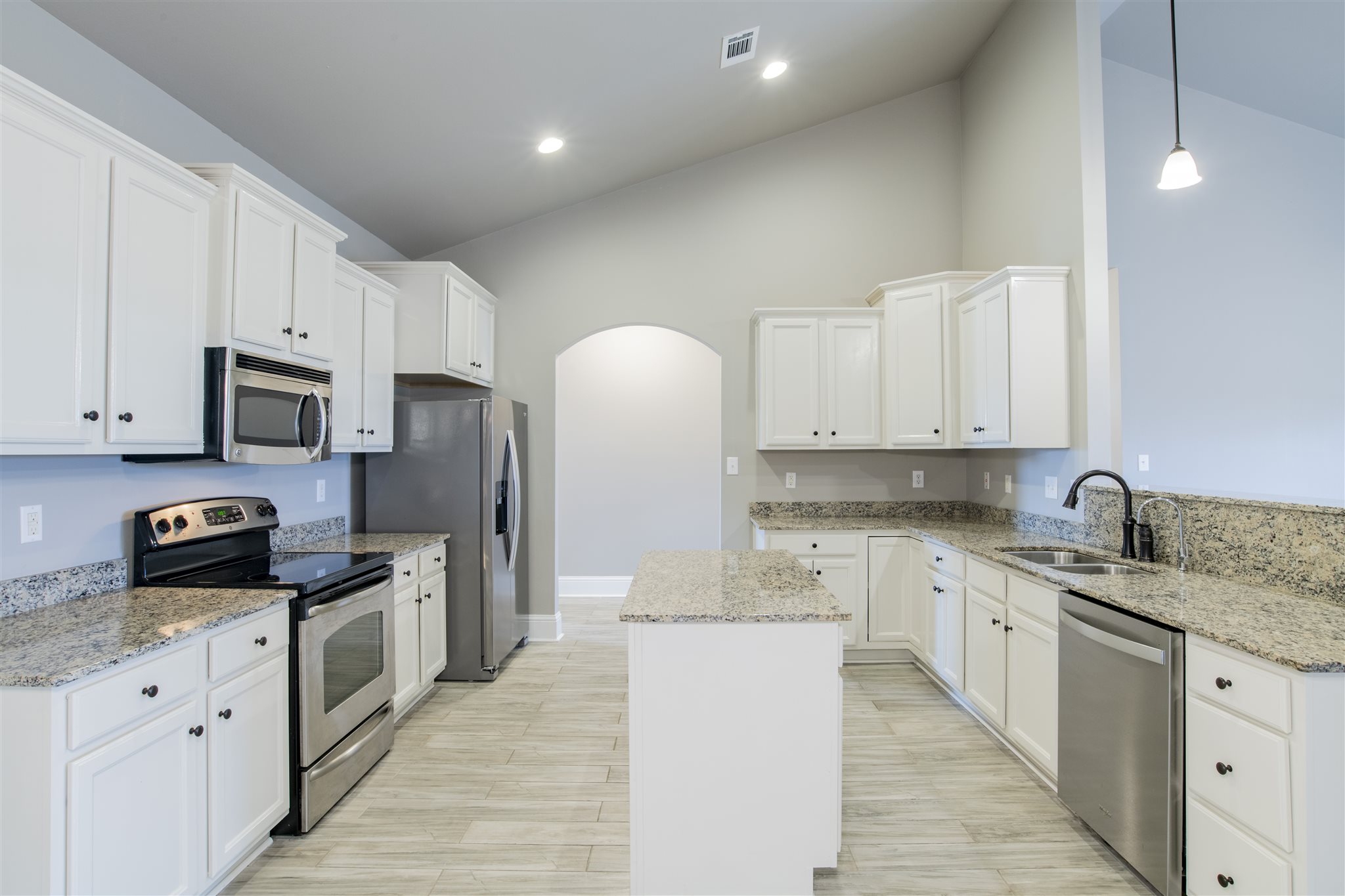 9301 Pembrook Loop Fairhope, AL 36532 - Photo 8 of 32