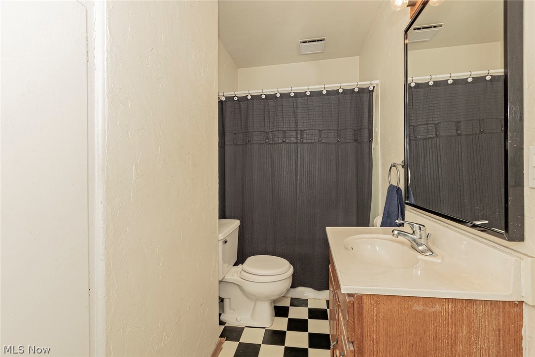 869 Lloyd Road Wickliffe, OH 44092 - Photo 7 of 18 Gallery Image 7