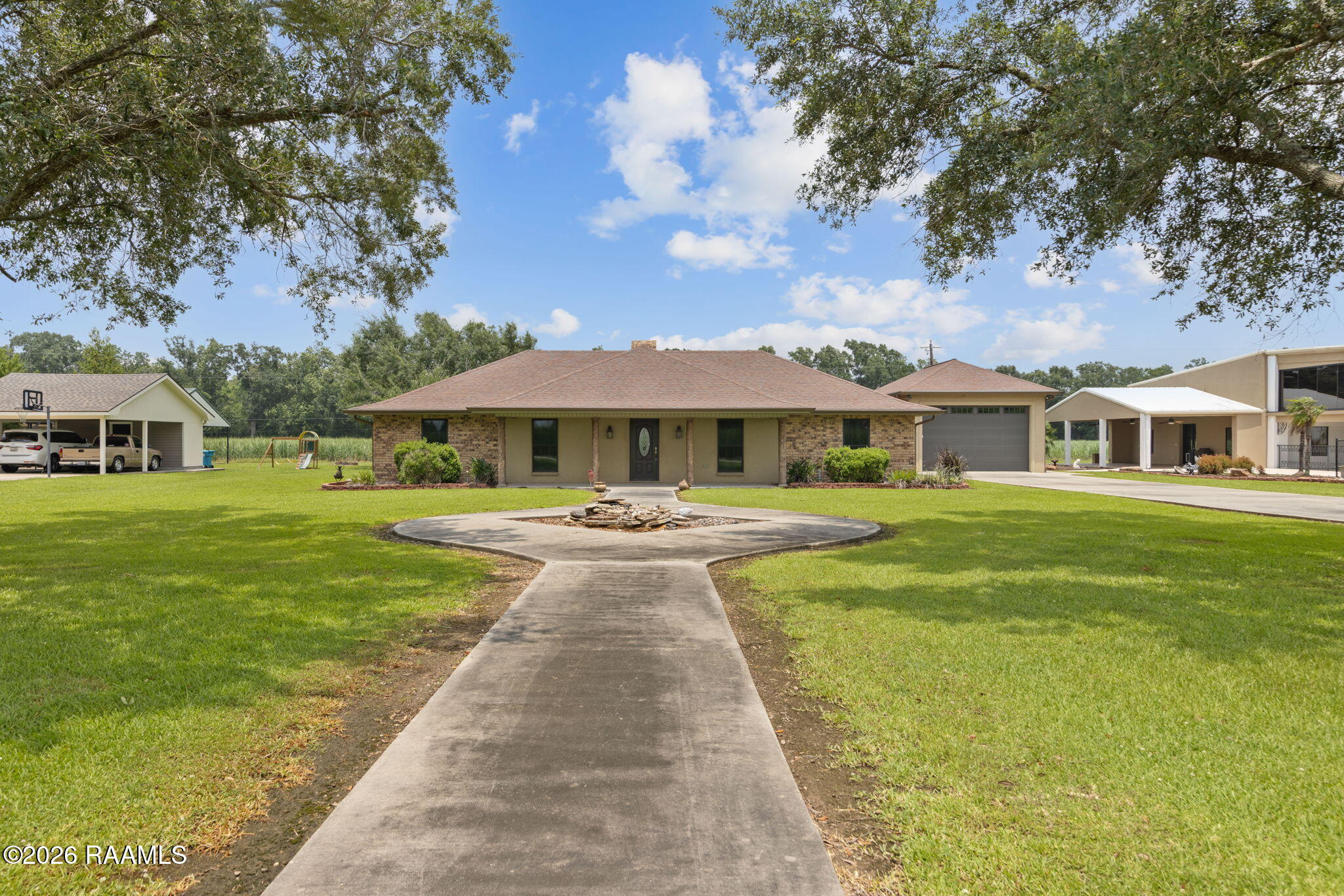 1024 Decoux Road St. Martinville, LA 70582 - Photo 2 of 59