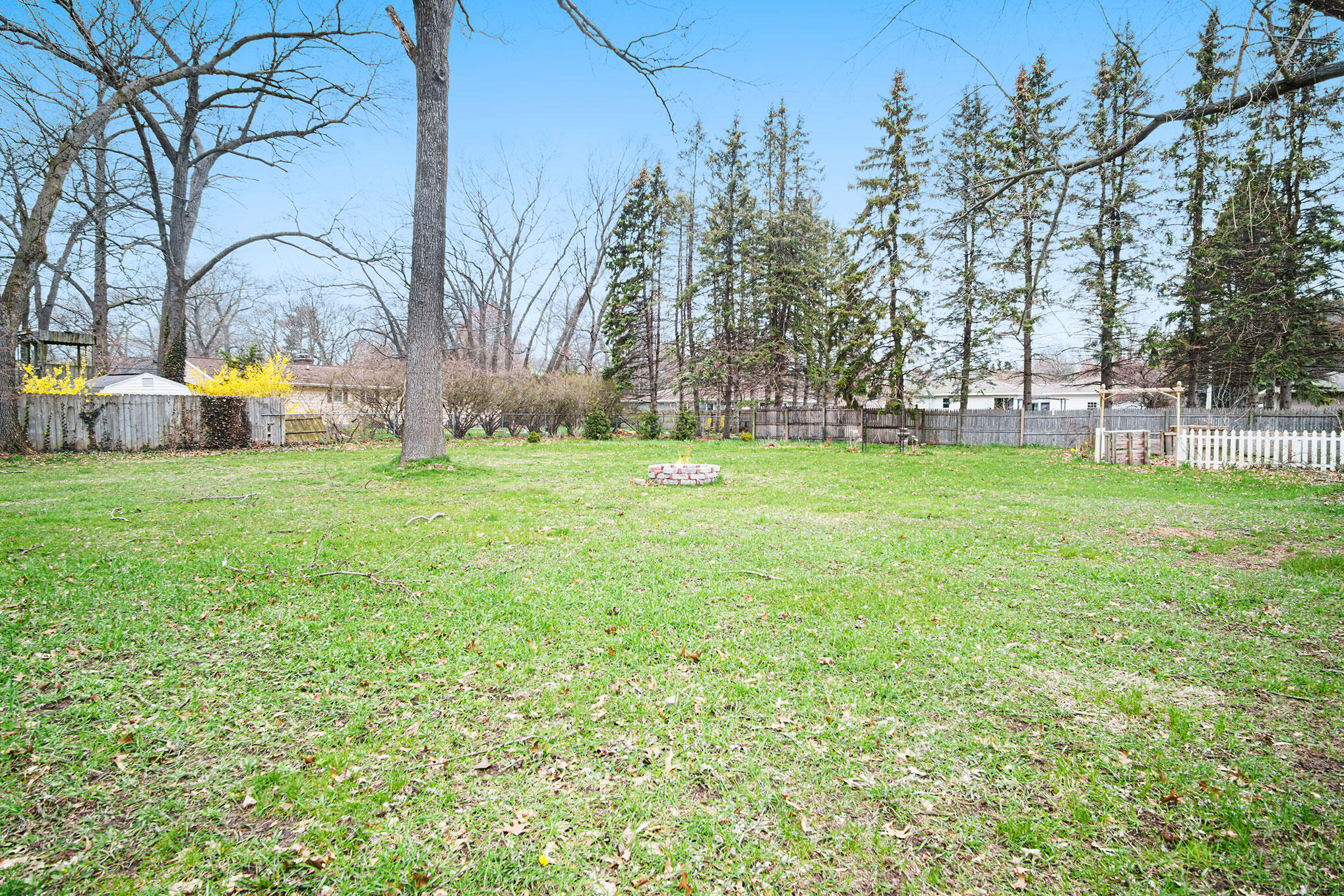 1240 Becker Road Muskegon, MI 49445 - Photo 24 of 24 DSC05096