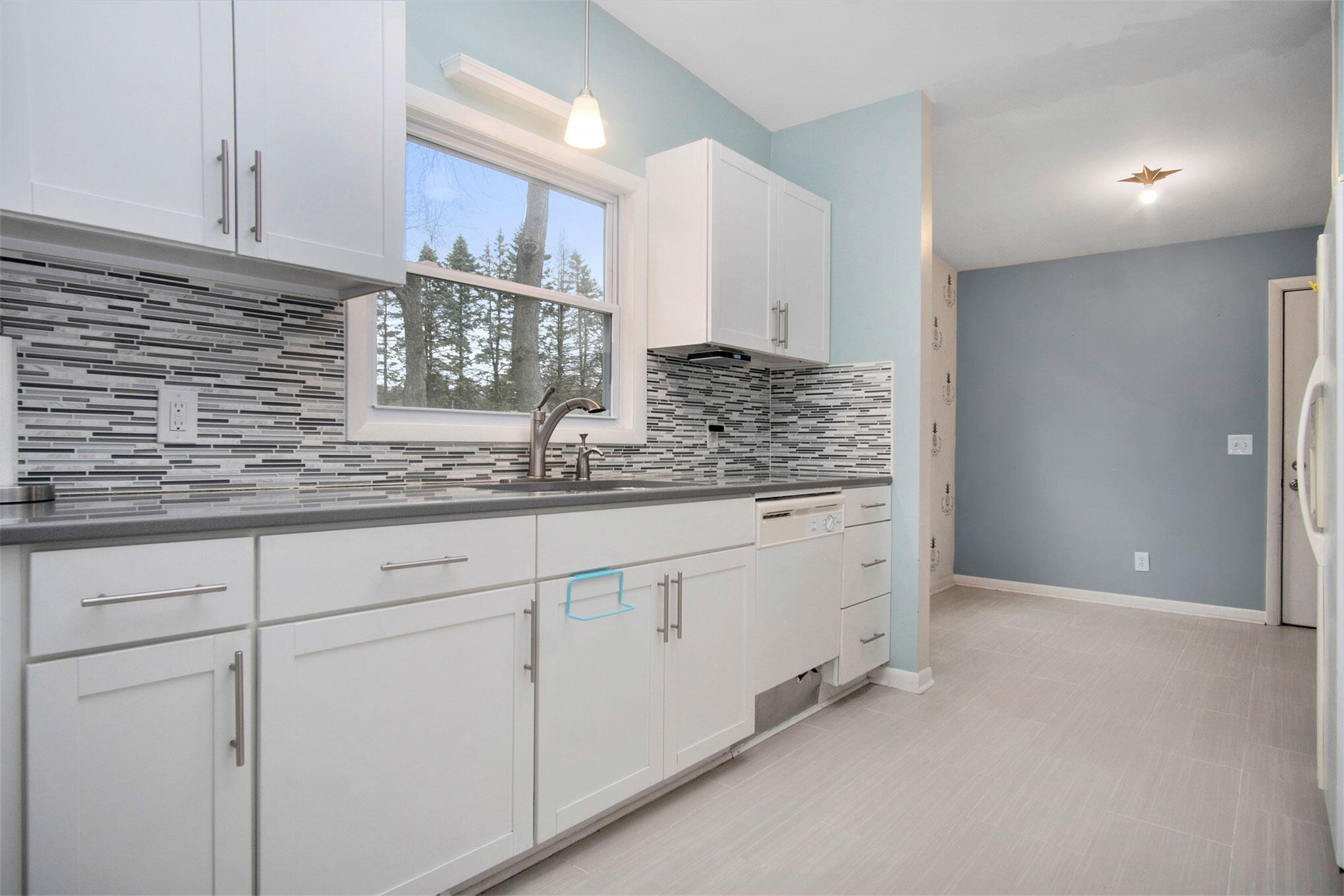 1240 Becker Road Muskegon, MI 49445 - Photo 8 of 24 DSC05127
