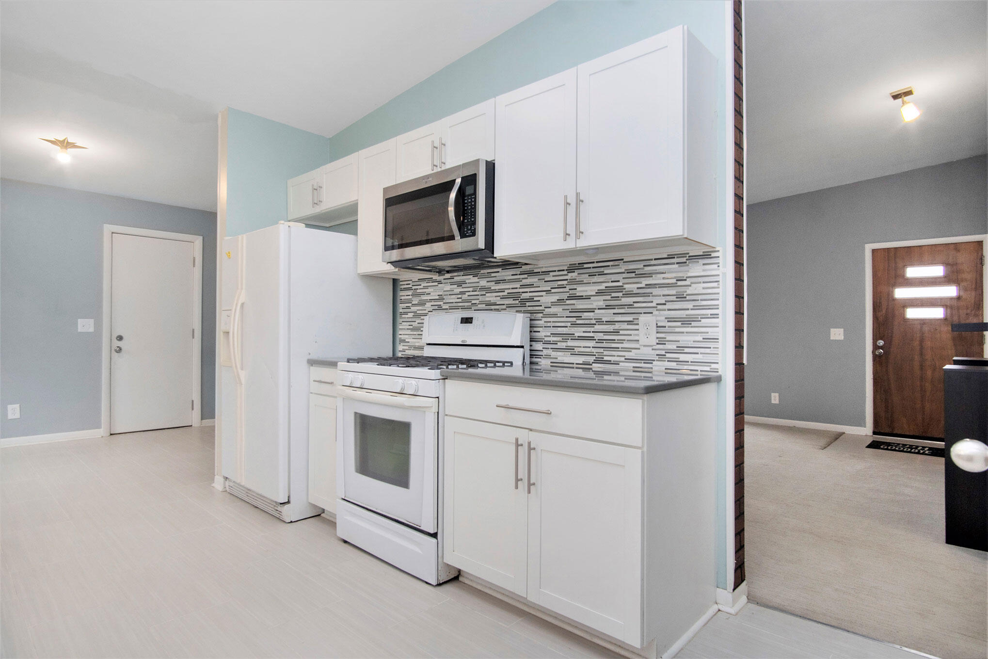1240 Becker Road Muskegon, MI 49445 - Photo 9 of 24 DSC05125