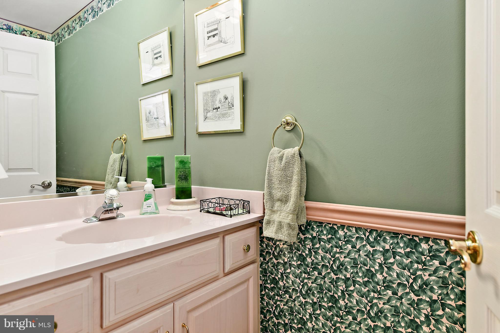 7 Abbyshire Road Ocean Pines, MD 21811 - Photo 15 of 29 Main Level Half Bath