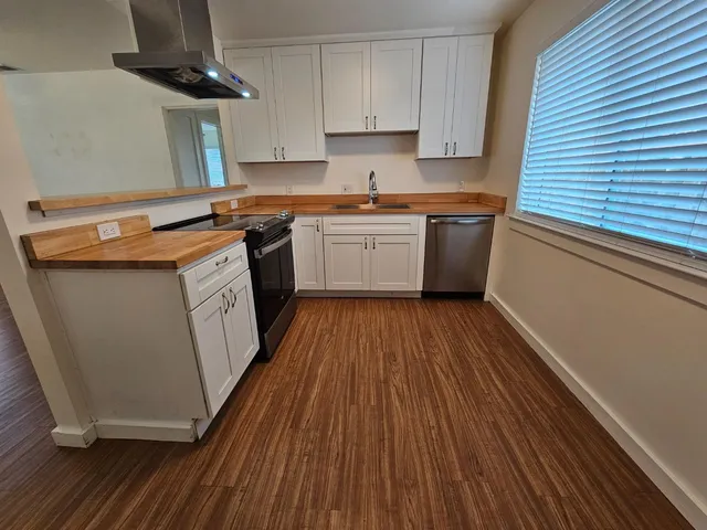 $1,888,888 | 3516 Olsen Drive, San Jose, CA 95117