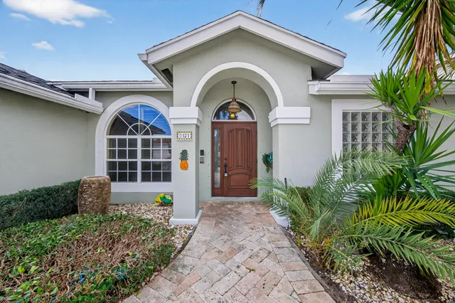 $4,950 | 9121 Paragon Way, Boynton Beach, FL 33472