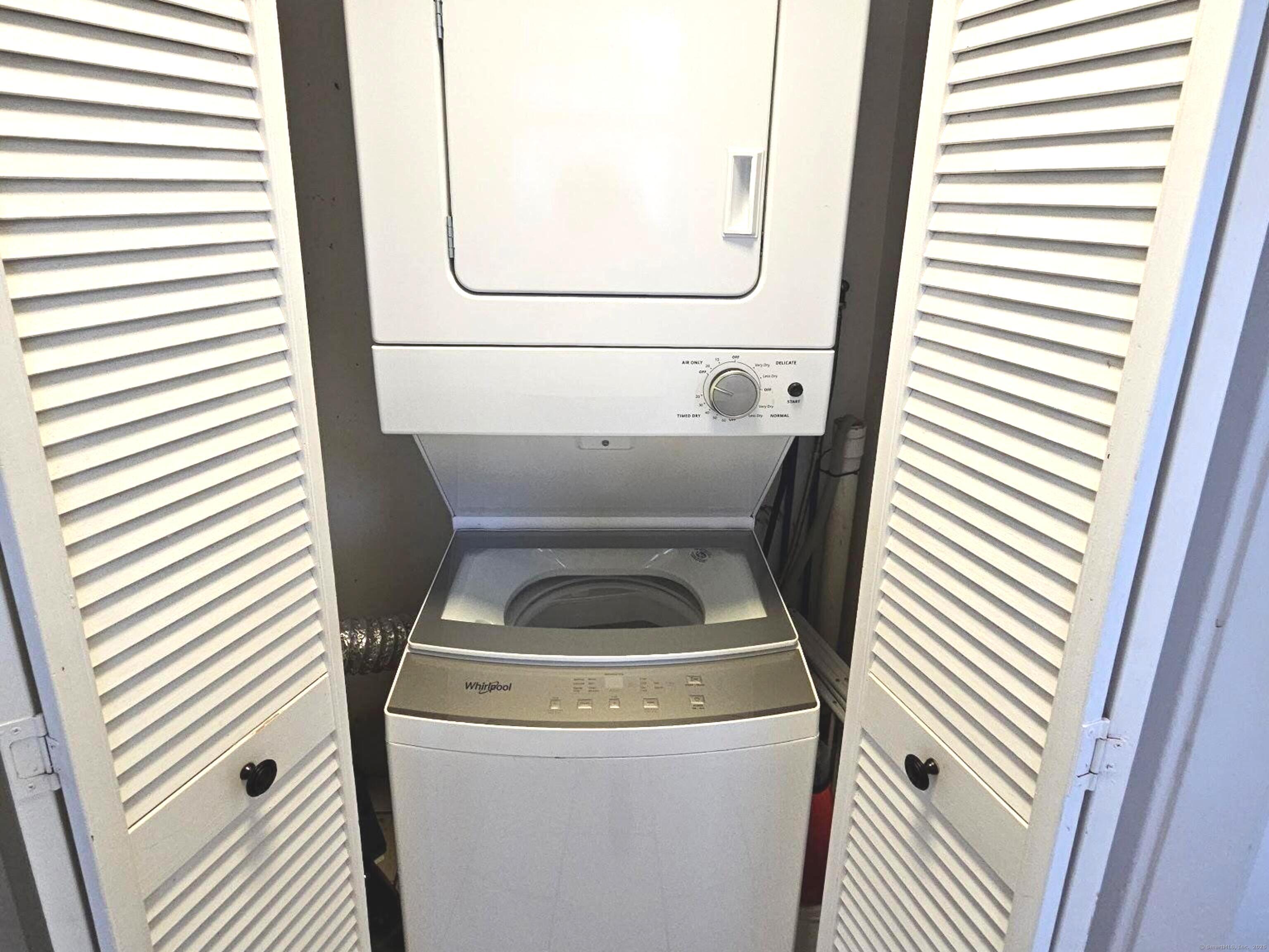 108 Concord Street Hamden, CT 06514 - Photo 7 of 12