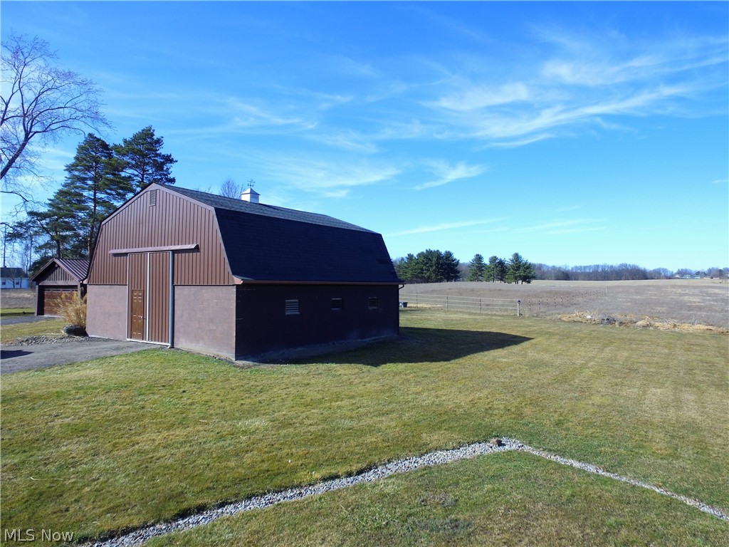 3050 Parkman Road Warren, OH 44481 - Photo 5 of 28 Gallery Image 5