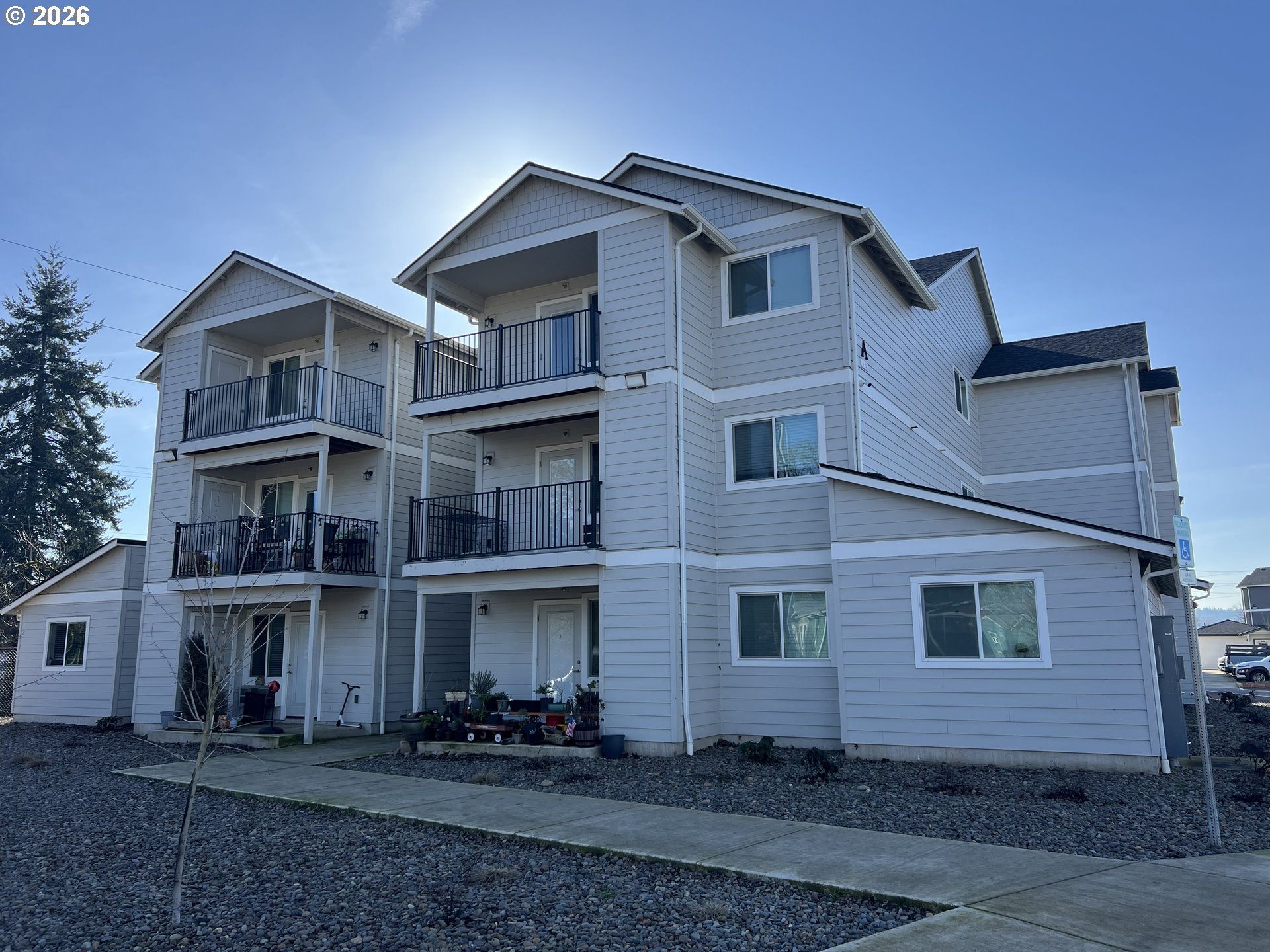 972 North 2nd Street, Unit 84 Jefferson, OR 97352 - Photo 14 of 29