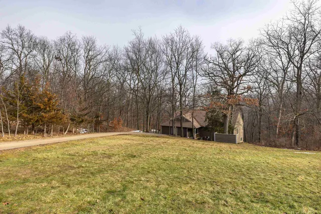 $415,000 | 1135 North Clark Lane, Elizabeth, IL 61028